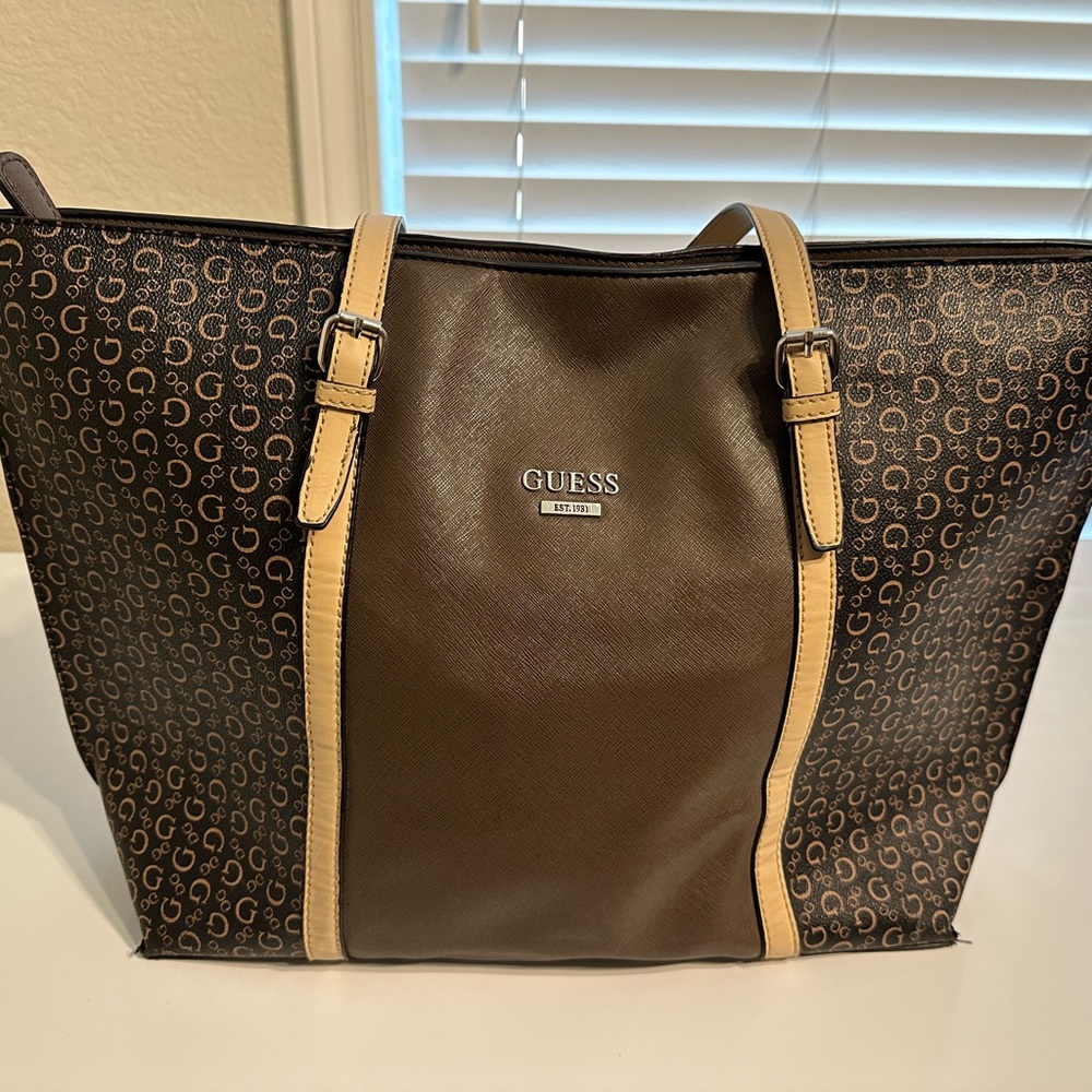 Guess Tote